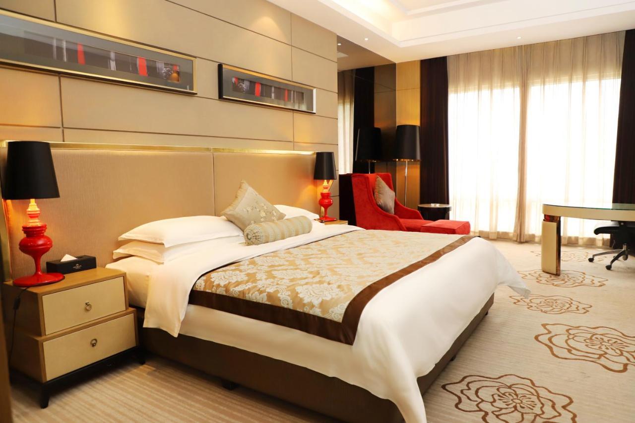 Easeland Hotel Guangzhou Exteriör bild